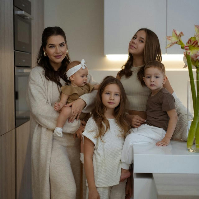 ДВОРНИКОВА LIVE