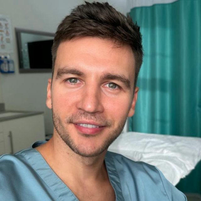 Алесь Улищенко | Врач-остеопат, канд. мед. наук | Автор фейспластики