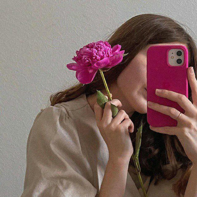 خلفيات ، صور بنات ، بروفايلات شباب ، افتارات حب 🤎 .