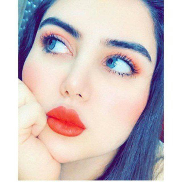 ستوريات حب صور بنات خلفيات 🤍