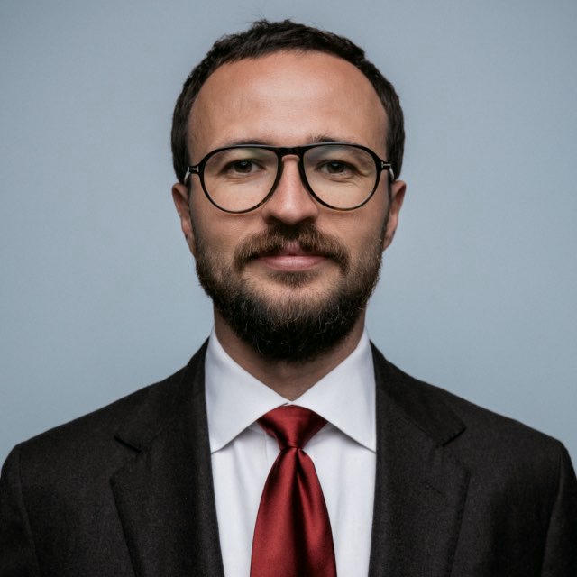 Михаил Гребенюк