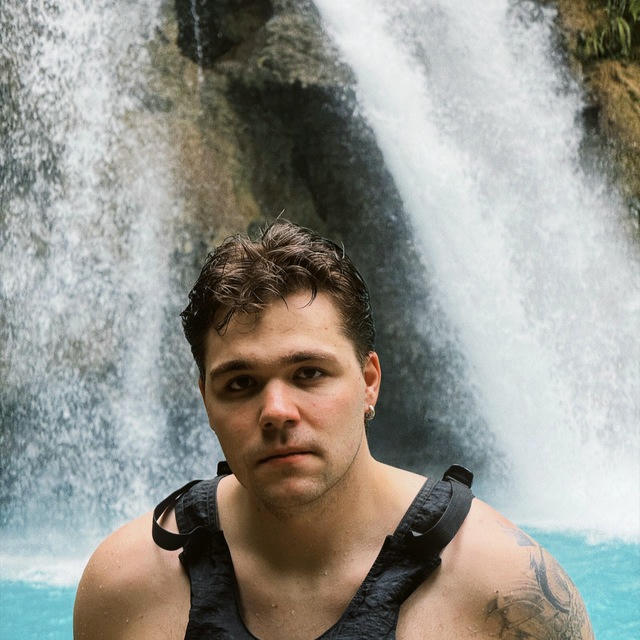 НЕКИЙ КАНАЛ🎬