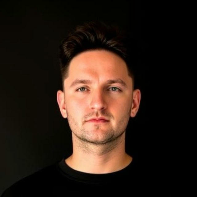 Alex from Simple Wallet