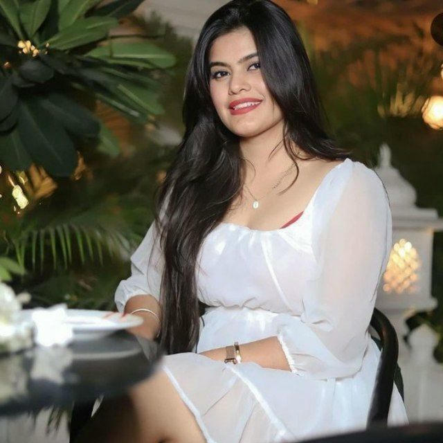 Sweety_Session_Queen