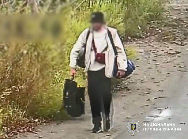 У Києві на Троєщині чоловік вкрав робот-пилосос, втік із ним на Буковину і там здав його у ломбард