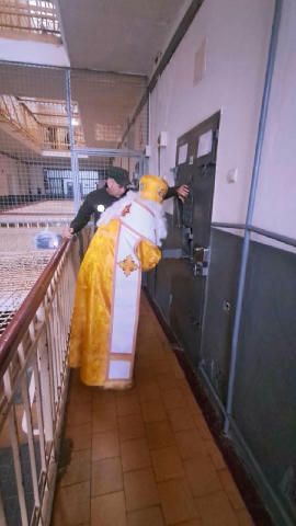 Вʼязнів Чортківської колонії привітав Святий Миколай