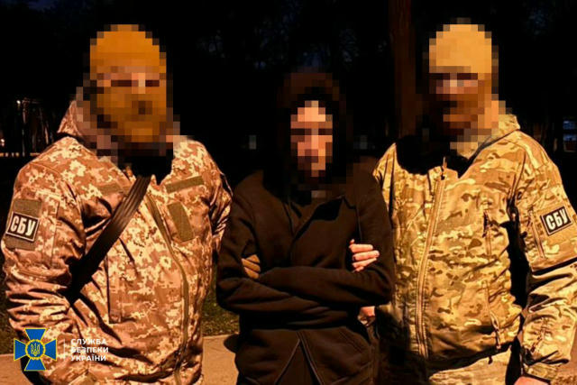СБУ та Нацполіція затримали агента рф, який готував замах на посадовця оборонного заводу у Запоріжжі Служба безпеки та Націон