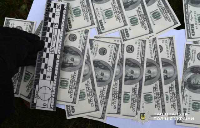 Слідчі Кременчуцького районного управління поліції спільно з працівниками Управління боротьби з незаконним обігом наркотиків