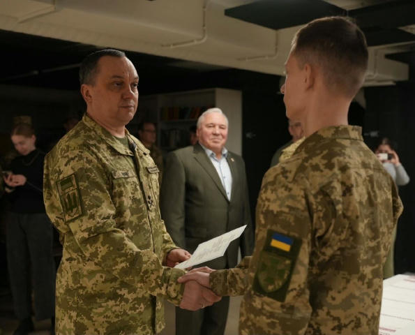 В ІСЗЗІ КПІ ім. Ігоря Сікорського відбувся 28-й випуск офіцерів 68 молодих офіцерів – 11 дівчат та 57 хлопців – отримали дипл