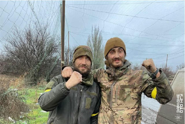 🪖 Двоє нацгвардійців із Вараша понад 160 днів утримували позицію поблизу Покровська на Донеччині. Про це розповіли військово