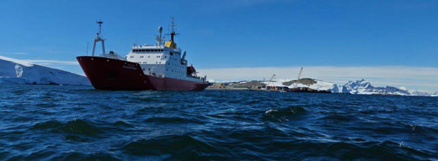 🇺🇦🛳 Український криголам «Ноосфера» вперше перетнув Південне полярне коло 11 грудня судно вирушило з антарктичної станції
