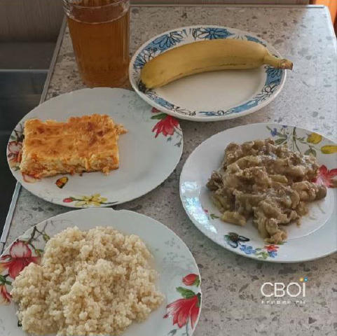 👦Харчування у дитсадках подорожчає з нового року. Є рішення міськради. 🛑Для дітей до 4 років: 52 грн (зараз 48 грн) 🛑Дітей