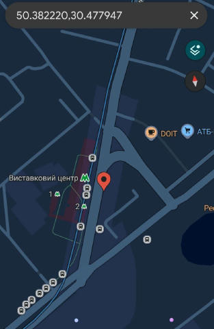 📝Стоят на против метро Выставковый центр, перед поворотом на голосеевскую, мусорская тачка, и два мента. Стопают. Состоянием