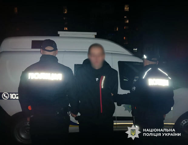 Психіатрична експертиза має визначити осудність чоловіка, якого підозрюють у вбивстві двох жінок у Житомирі біля ТРЦ «Глобал»