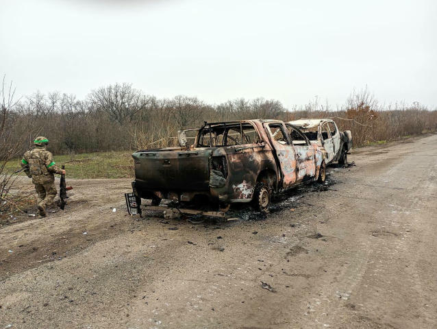 Шановні друзі! Наші Захисники потребують авто! Не через місяць, а завтра. Вони з останніх сил тримаються за кожного з нас 😭