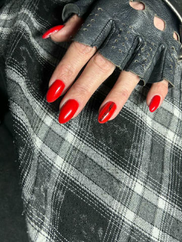 МАНІКЮР|НАРОЩУВАННЯ|ПЕДИКЮР💅🏻 🗓️Коли? Дата відкрита 📍Де? м. Харківська вул. Ревуцького 40-Б 💰Скільки? Зняття/ Манікюр/ П