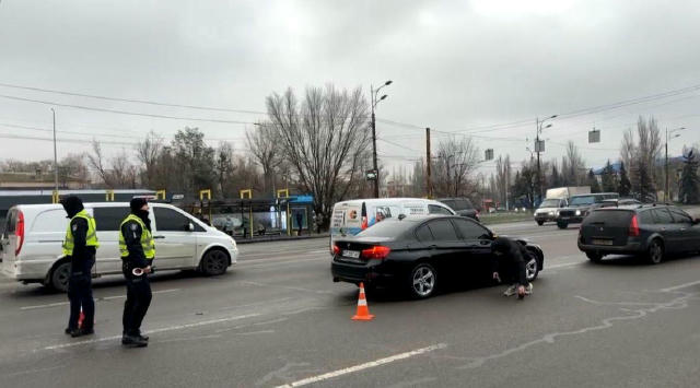 Жінку збили на Слобожанському Постраждалу доправили до лікарні. ➡️Контент з Дніпра та області @hydneprbot