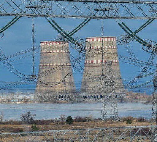 ⚡️ ЗАЕС знову за крок до блекауту, – Андрющенко. Вона знову отримує електроенергію тільки по одній лінії – ВЛ «Дніпровська».