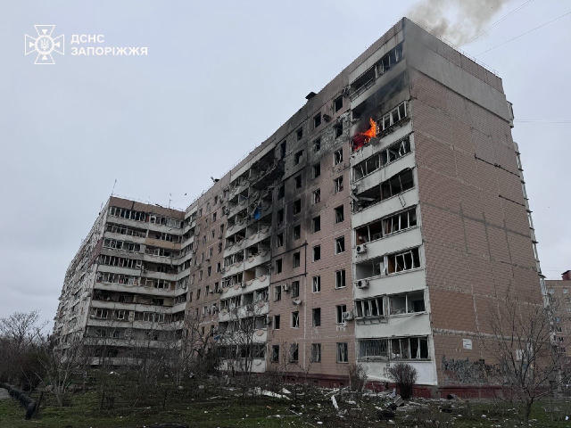 💥 Росіяни вдарили авіабомбами по Запоріжжю, щонайменше 21 людина постраждала. По Запоріжжю і Запорізькому району вдарили три