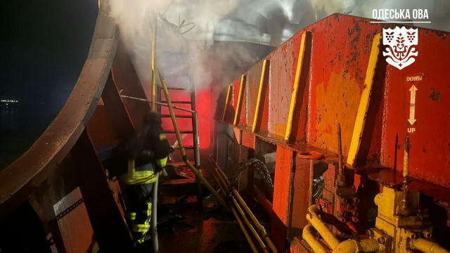 Ворог здійснив чергову масовану атаку ударними дронами по півдню Одещини У постраждалих районах зафіксовано пошкодження енерг