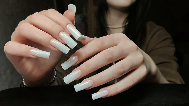 Маникюр, наращивание ногтей 🗓️Когда? Дата открытая 📍Где? 🌇Павла Петриченка 58/ 28, на дому 💰Сколько? ✨Покрытие-350 грн По