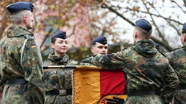 У Німеччині схвалили новий закон про військовий призов, покликаний збільшити чисельність армії, - пише BILD До 2035 року Бунд