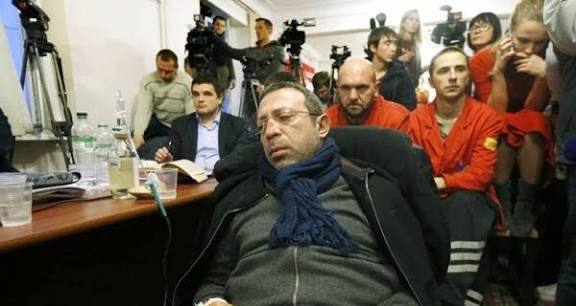 Активисты обращаются с петицией о введении санкций и национализации имущества в отношении бежавшего в Лондон гражданина Израи