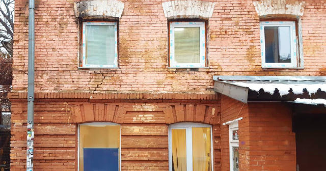 ✍️Петиція проти забудови історичного флігеля у «Дворику з воронами» набрала підписи Історичний флігель на Рейтарській досі не