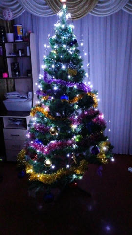 Час святкового вечірнього антистресу! Гарячий чай і тиша для Вас забезпечена! #небо_без_тривог 🌛 Дякую за Ваші фото!🫶 Хто б