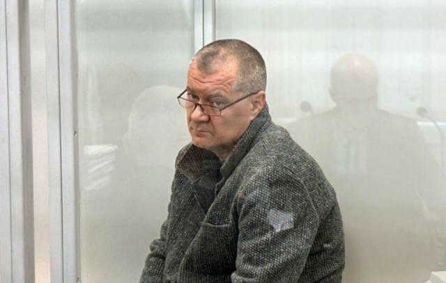 🤔 Міндічгейт: заставу в 40 млн грн за Басова внесли новостворена компанія з капіталом 75 тис грн та його адвокати, - ЗМІ Від