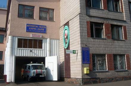 Підприємцю, який до кінця року має реконструювати приймальне відділення житомирської обллікарні, доплатять ще майже 6 млн грн