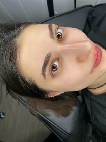 Перманентний макіяж 🗓️Коли? Дата відкрита 📍Де? Центр 💰Скільки? 700 грн ✨ Шукаю моделей на комбіновану техніку брів Потрібн