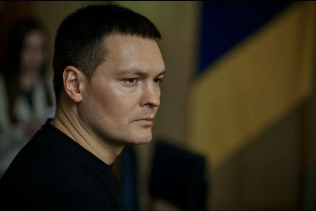 Підозри у отриманні грошей за голосування вручили трьом нардепам: Євгену Пивоварову, Ігорю Негулевському та Юрію Кісєлю, - "Д