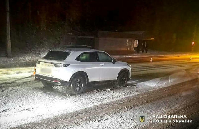 ☄️Збили жінку на дорозі в мікрорайоні Пушкарівський. Вчора близько 18:00 на вулиці Великотирновській поблизу зуп. «Лікаря Мал