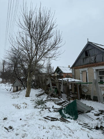 😔 росіяни обстріляли КАБами Слов'янськ: є загиблий та постраждалі "Сьогодні ворог завдав авіаудару по нашому місту. Три КАБи