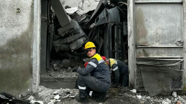 В Одессе более 60 тысяч семей ждут подачи света В течение 16 декабря энергетики ДТЭК «Одесские электросети» возобновили элект