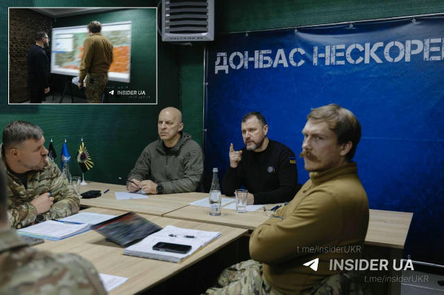 Министр внутренних дел Клименко работает на востоке Украины Глава МВД посетил с визитом самые сложные участки фронта, поблаго